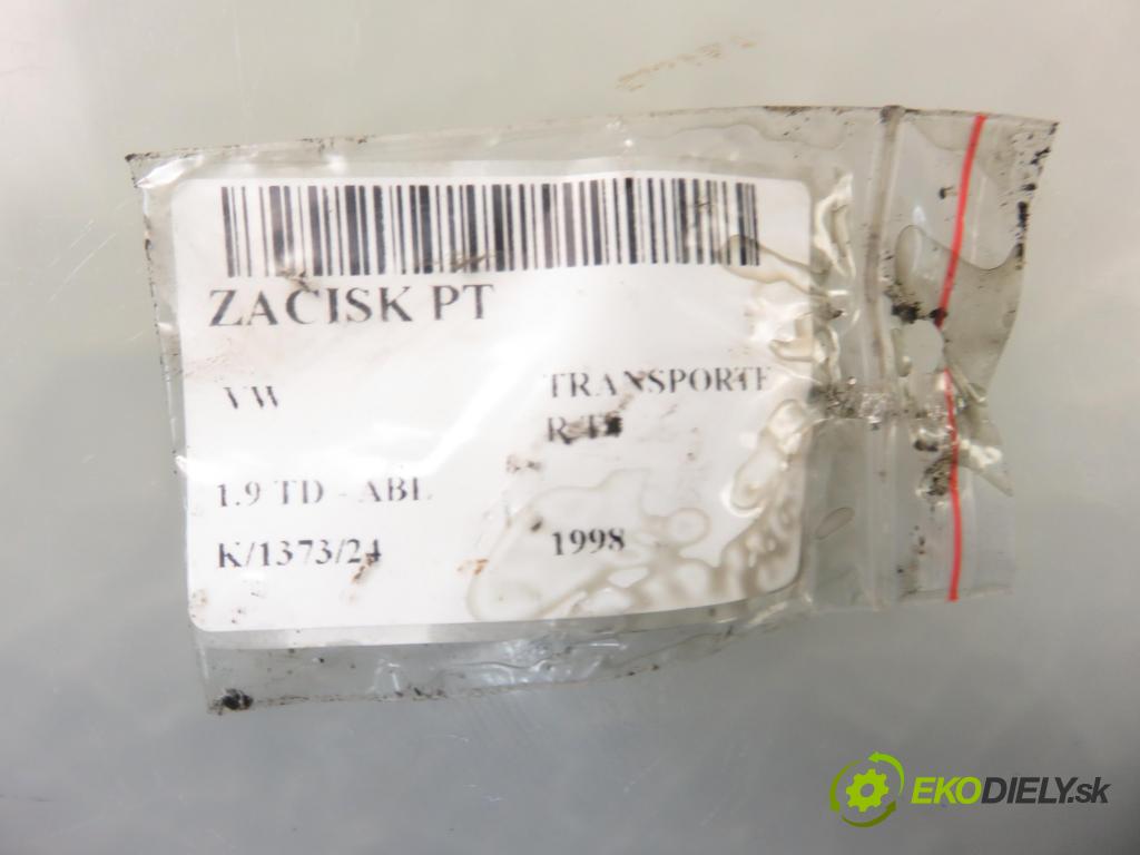 VW TRANSPORTER IV Skrzynia (70XA) FURGON 1998 50,00 1.9 TD 68 - ABL 1896,00 Brzdič strmeň pravé zadné