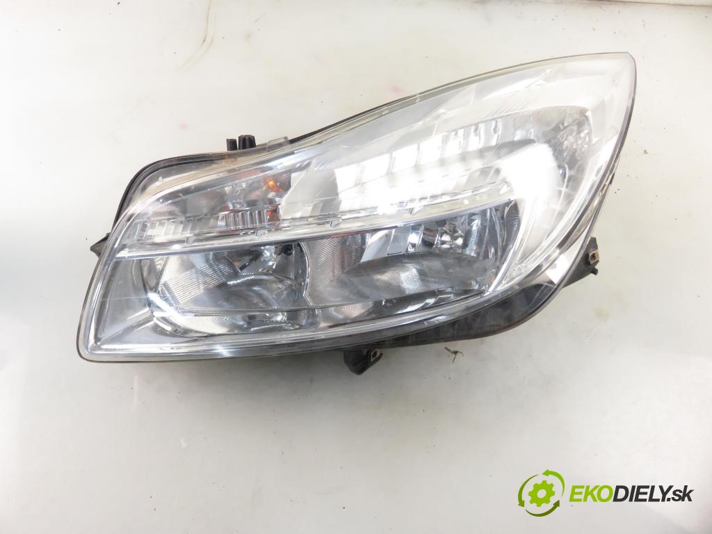 OPEL INSIGNIA A sedan (G09) SEDAN 2008 118,00 2.0 CDTI 160 - A 20 DTH 1956,00 Svetlo LP 13226782