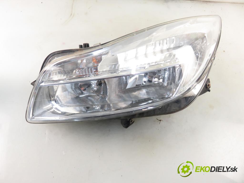 OPEL INSIGNIA A sedan (G09) SEDAN 2008 118,00 2.0 CDTI 160 - A 20 DTH 1956,00 Svetlo LP 13226782