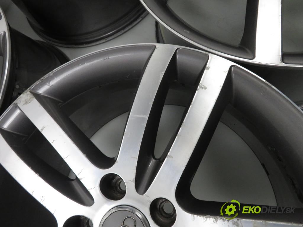 AUDI   0    disky / disk 4L0601025M