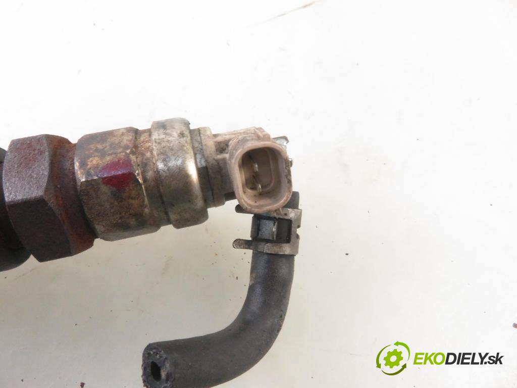 TOYOTA AVENSIS Kombi (_T25_) KOMBI 2004 85,00 2.0 D-4D 116 - 1CD-FTV 1995,00 Lišta vstrekovacia 8945860010 (Vstrekovacie lišty)