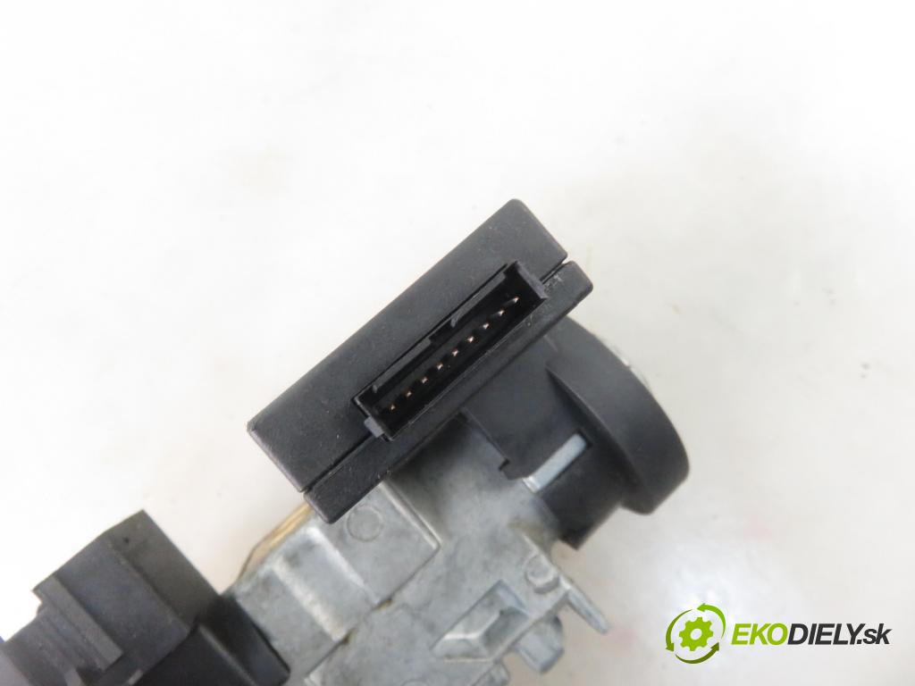 OPEL VECTRA B Kombi (J96) KOMBI 1999 74,00 1.6 16V 100 1598,00 spinačka 09131781 ; 5WK4763 (Spínacie skrinky a kľúče)