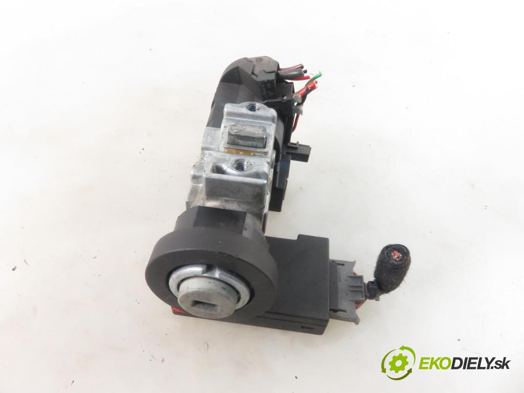 OPEL VECTRA B Kombi (J96) KOMBI 1999 74,00 1.6 16V 100 1598,00 spinačka 09131781 ; 5WK4763 (Spínacie skrinky a kľúče)