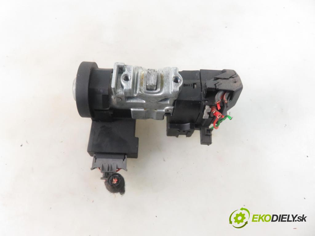 OPEL VECTRA B Kombi (J96) KOMBI 1999 74,00 1.6 16V 100 1598,00 spinačka 09131781 ; 5WK4763 (Spínacie skrinky a kľúče)