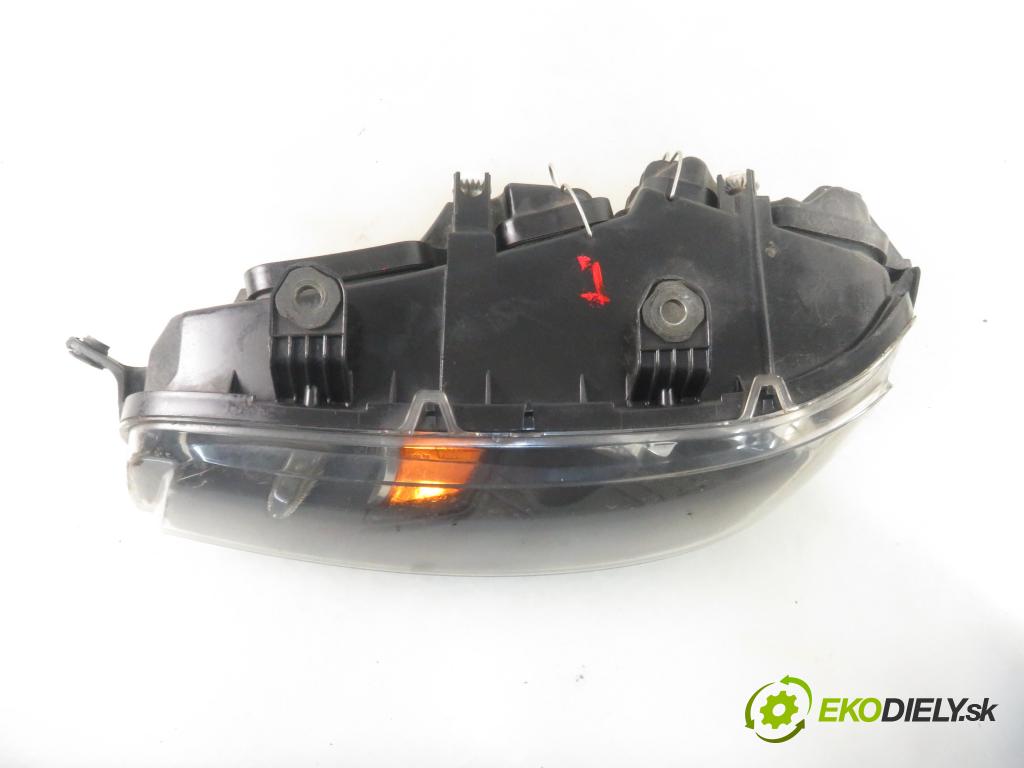 FIAT PUNTO (188_) HB 2000 44,00 1.2 60 - 188 A4.000 1242,00 Svetlo LP 89100449