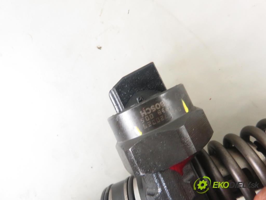 VW SHARAN (7M8, 7M9, 7M6) MINIVAN 2001 85,00 1.9 TDI PD 115 - AUY 1896,00 Vstrekovač 038130073AC ; 0414720029 (Vstrekovače)