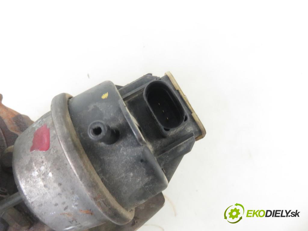 AUDI A4 (8K2, B8) SEDAN 2009 105,00 2.0 TDI - CAGA 1968,00 RYCHLONABÍJEČKA: 03L145702D (Turbodúchadla (kompletní))