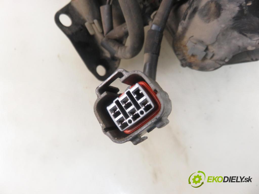 MAZDA 6 Station Wagon (GY) KOMBI 2006 105,00 2.0 DI 143 - RF7J 1998,00 Webasto 000002021131 (Webasto)