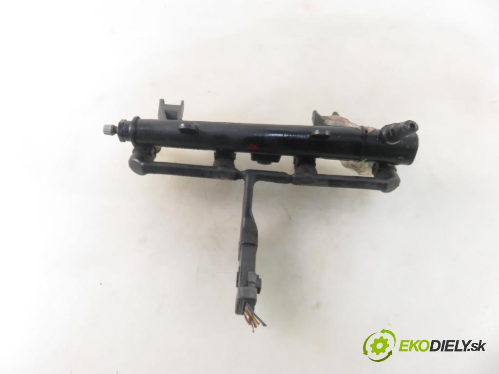 PEUGEOT 206 liftback (2A/C) HB 1999 55,00 1.4 75 - KFW 1360,00 Lišta vstrekovacia 9628982980D ; 001F002A (Vstrekovacie lišty)