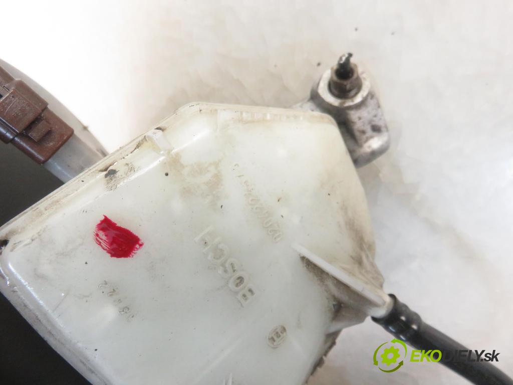 PEUGEOT 307 Break (3E) KOMBI 2002 66,00 2.0 HDI 90 - RHY (DW10TD) 1997,00 Posilovač 9639662180 ; 0204024613 (Servočerpadlá, pumpy riadenia)