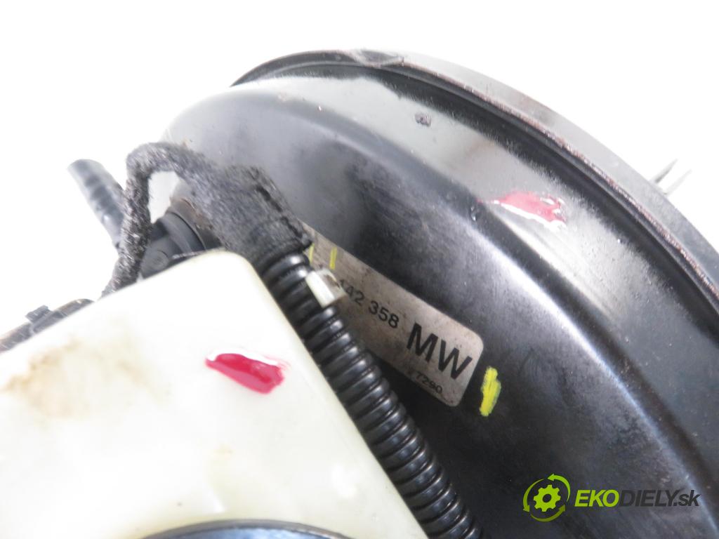 OPEL ASTRA H (A04) HB 2004 125,00 2.0 Turbo - Z 20 LEL 1998,00 Posilovač 13142358MW (Servočerpadlá, pumpy riadenia)