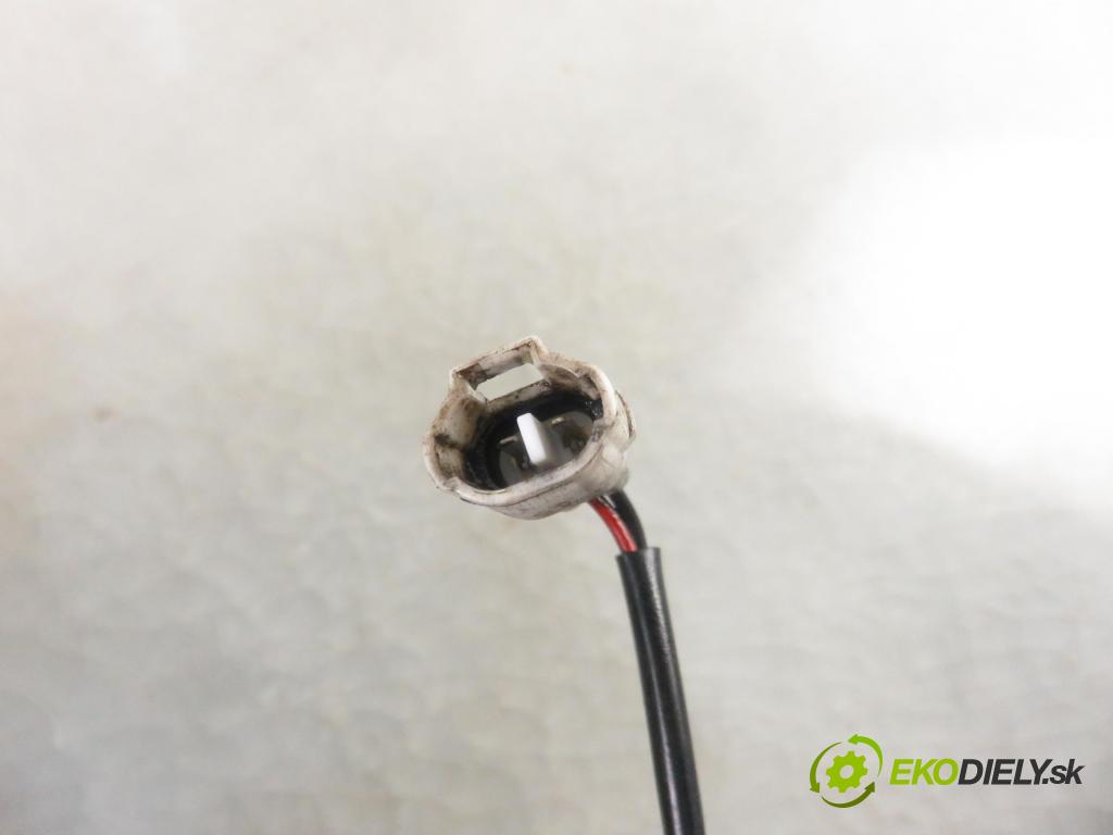 SUZUKI VITARA (ET, TA, TD) TERENOWY 1998 64,00 2.0 TD Intercooler Napęd na wszystkie koła (SV420D 1998,00 Posilovač 446103189 (Servočerpadlá, pumpy riadenia)