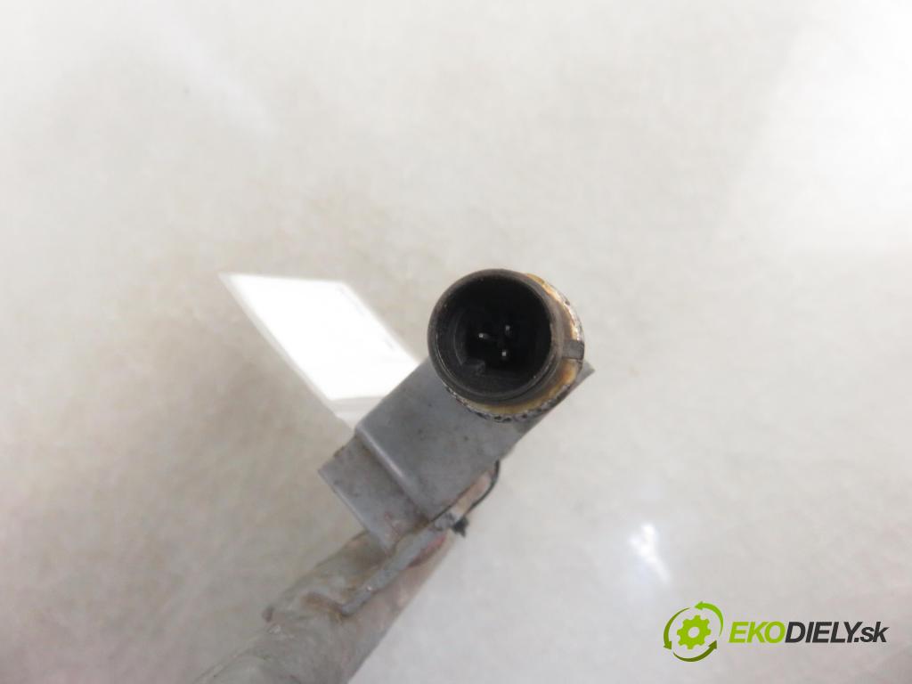 OPEL ZAFIRA B (A05) MINIVAN 2006 77,00 1.6 105 - Z 16 XEP 1598,00 chladič klimatizácie  (Chladiče klimatizácie)