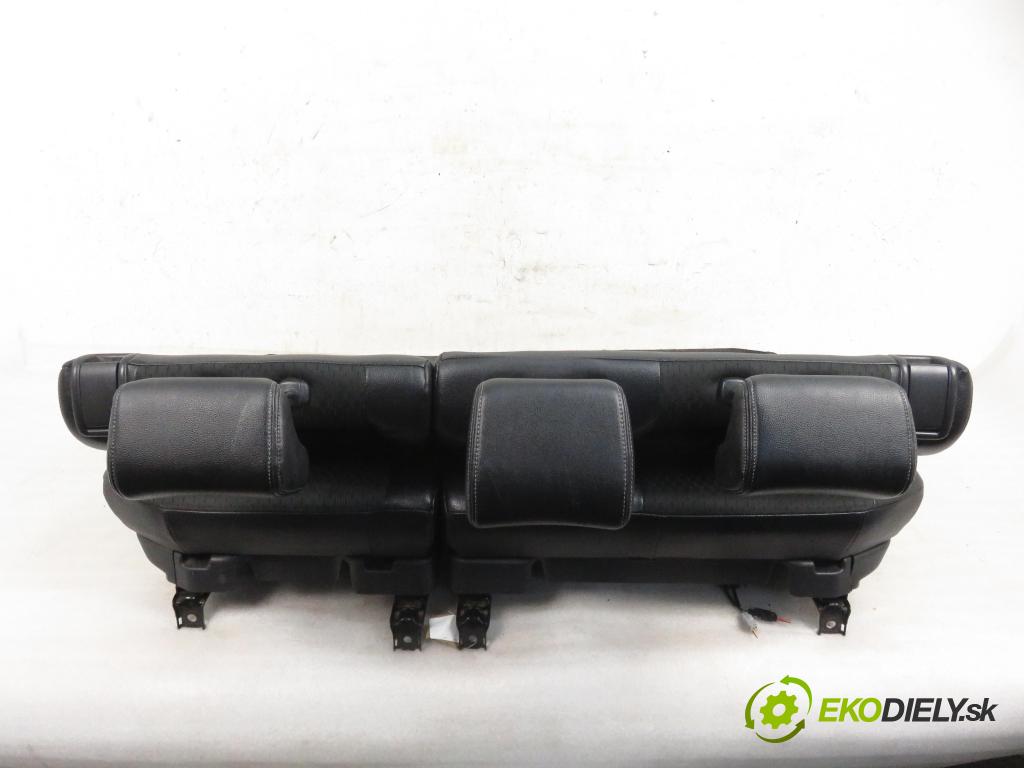 MITSUBISHI OUTLANDER III (GG_W, GF_W, ZJ) SUV 2014 60,00 2.0 Hybrid 4WD (GG2W) - Y61 0,00 Sedadlá, sedačky Sedadlo 
