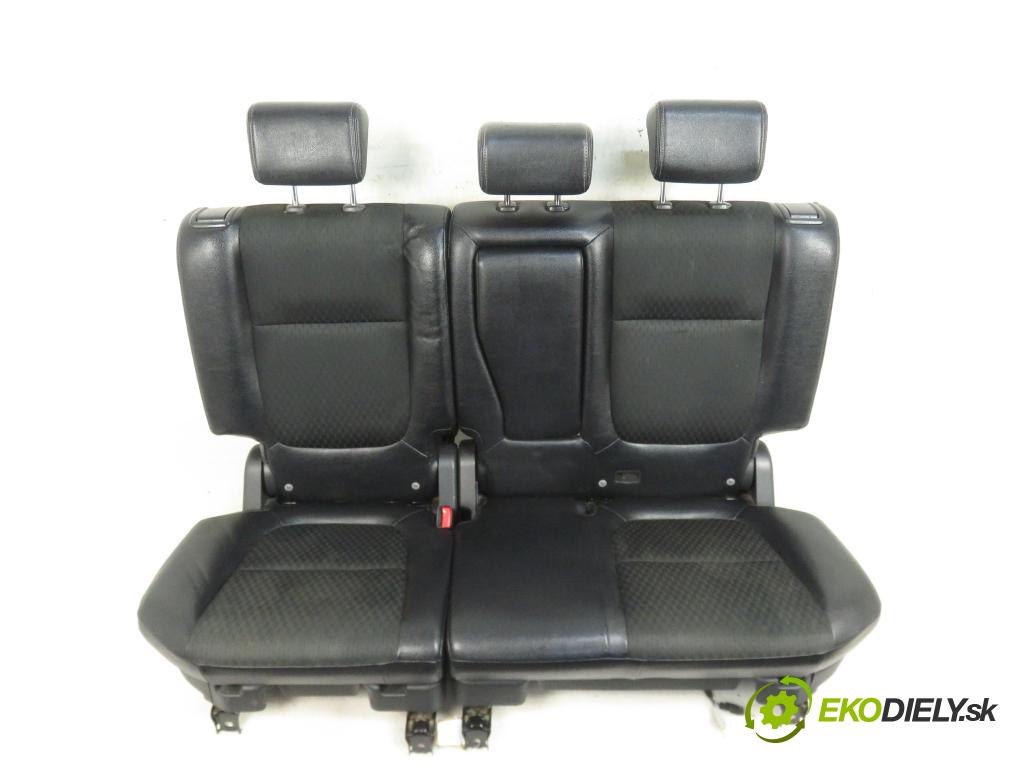 MITSUBISHI OUTLANDER III (GG_W, GF_W, ZJ) SUV 2014 60,00 2.0 Hybrid 4WD (GG2W) - Y61 0,00 Sedadlá, sedačky Sedadlo