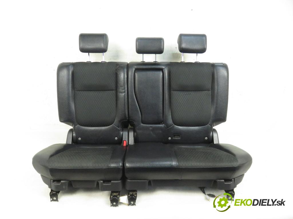 MITSUBISHI OUTLANDER III (GG_W, GF_W, ZJ) SUV 2014 60,00 2.0 Hybrid 4WD (GG2W) - Y61 0,00 Sedadlá, sedačky Sedadlo