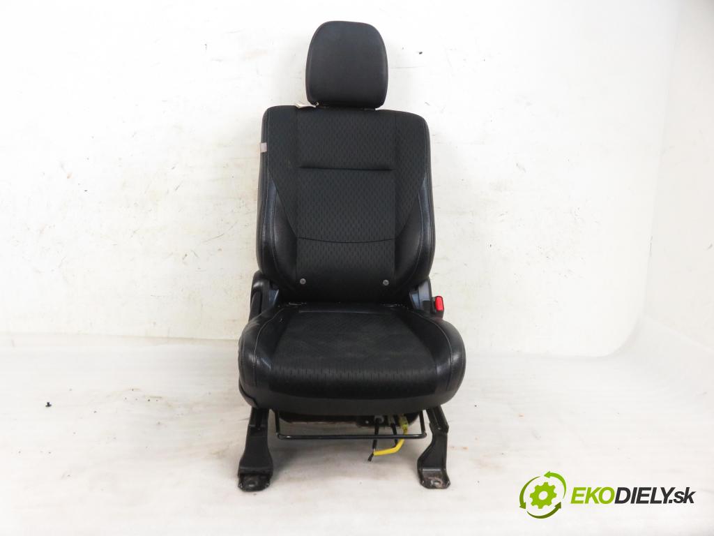 MITSUBISHI OUTLANDER III (GG_W, GF_W, ZJ) SUV 2014 60,00 2.0 Hybrid 4WD (GG2W) - Y61 0,00 Sedadlo CESTUJÚCI/PP
