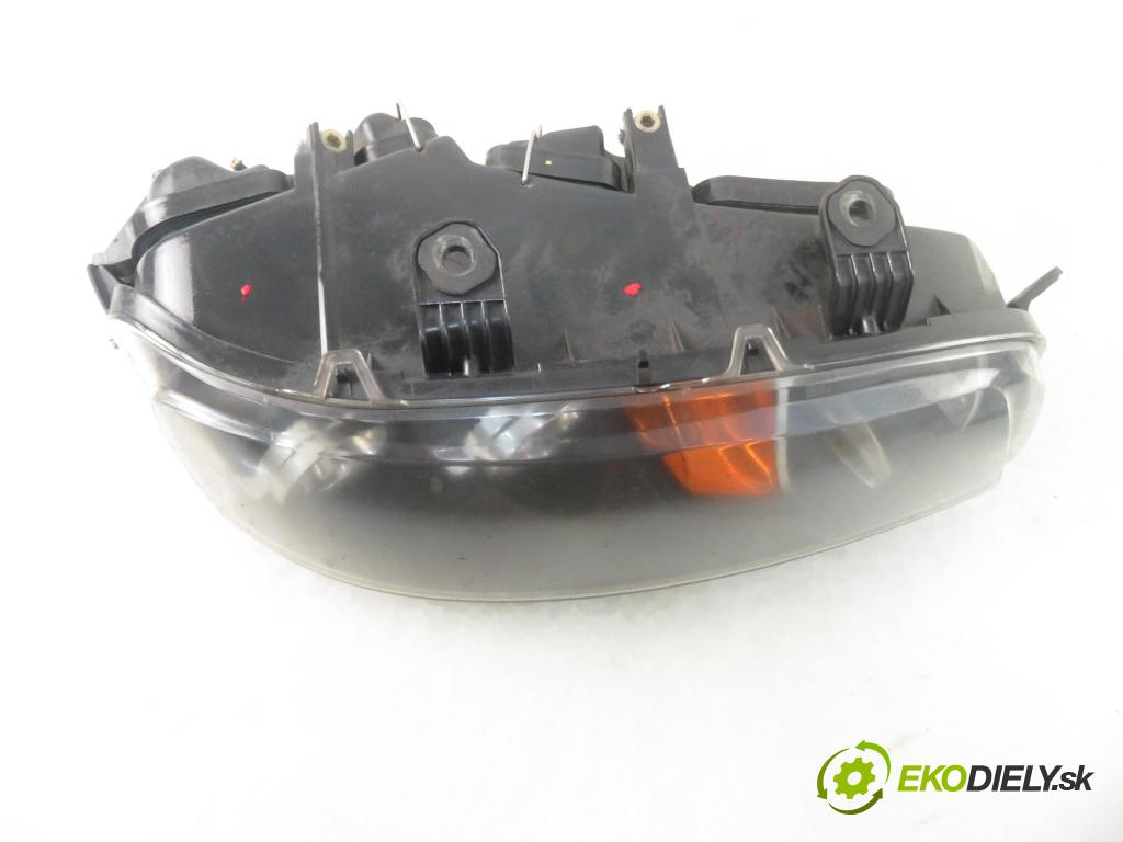 FIAT PUNTO (188_) HB 2000 44,00 1.2 60 - 188 A4.000 1242,00 Svetlo PP 89100448