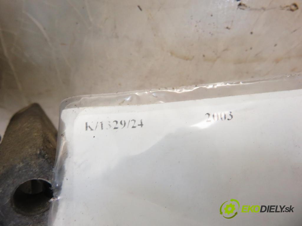 TOYOTA RAV 4 II (_A2_) SUV 2003 85,00 2.0 D-4D 4WD 116 - 1CD-FTV 1995,00 KOMPRESOR: klimatizace 4472204302 (Kompresory)