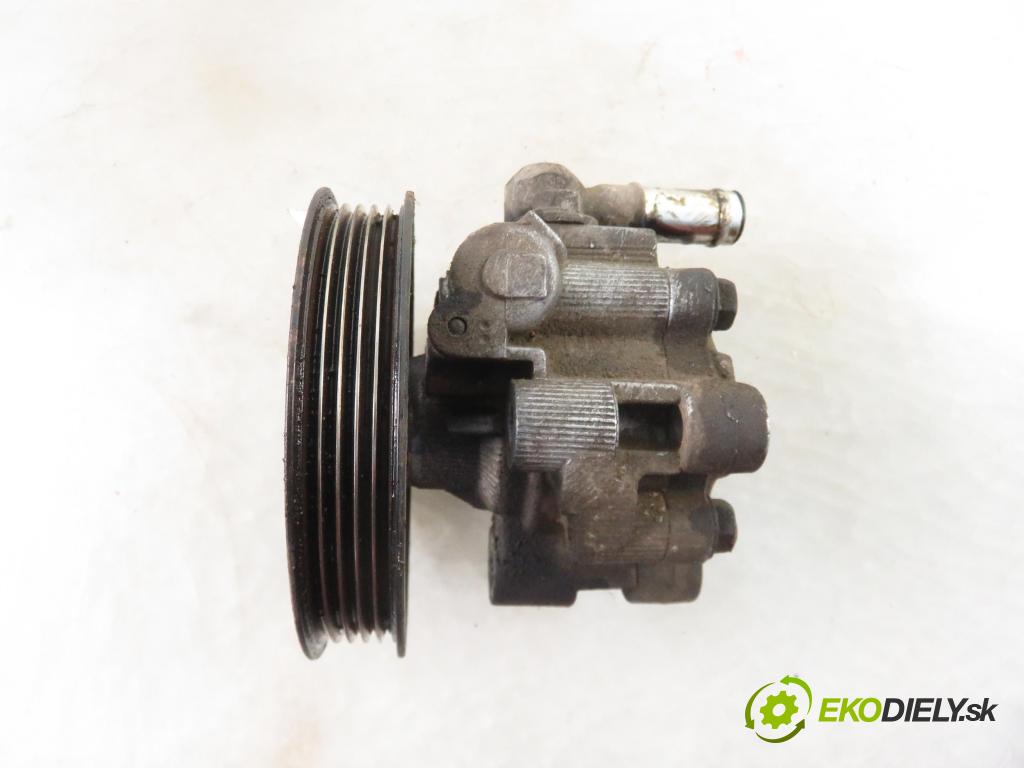 TOYOTA RAV 4 II (_A2_) SUV 2003 85,00 2.0 D-4D 4WD 116 - 1CD-FTV 1995,00 Pumpa servočerpadlo  (Servočerpadlá, pumpy riadenia)