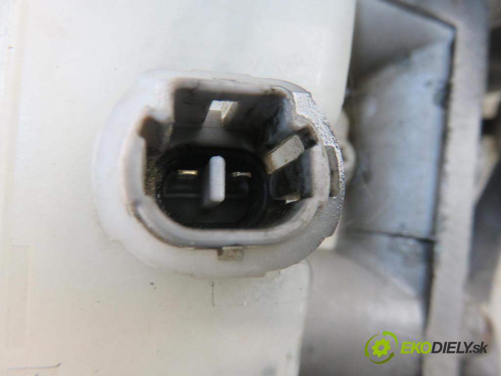 TOYOTA RAV 4 II (_A2_) SUV 2003 85,00 2.0 D-4D 4WD 116 - 1CD-FTV 1995,00 Posilovač 13101011260 (Servočerpadlá, pumpy riadenia)