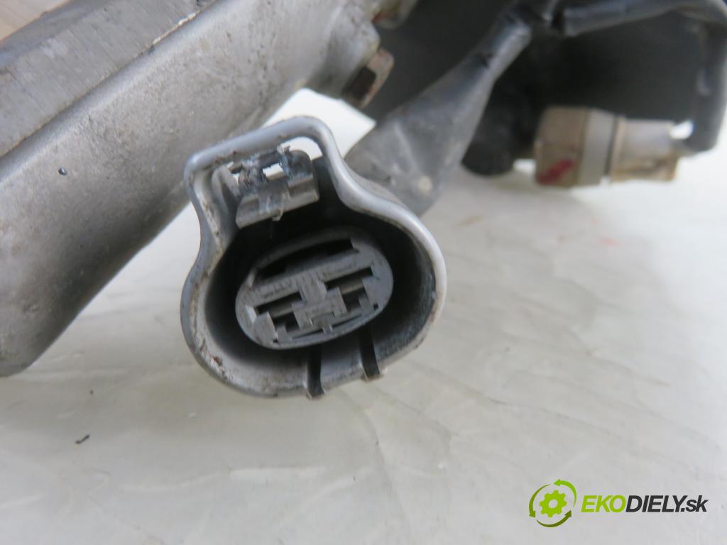 TOYOTA RAV 4 II (_A2_) SUV 2003 85,00 2.0 D-4D 4WD 116 - 1CD-FTV 1995,00 Posilovač 13101011260 (Servočerpadlá, pumpy riadenia)