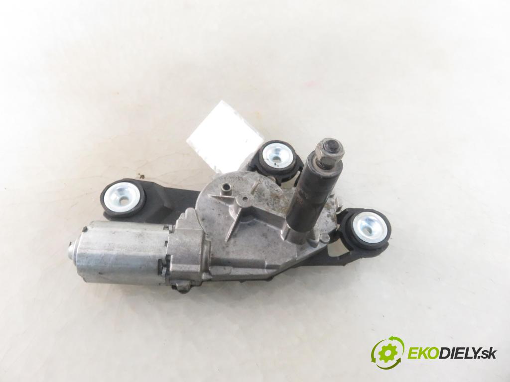 FORD S-MAX (WA6) MINIVAN 2006 92,00 1.8 TDCi 125 - QYWA 1753,00 motorek stěrače ZADNÍ: 3M51R17K441AF ; 0390201875