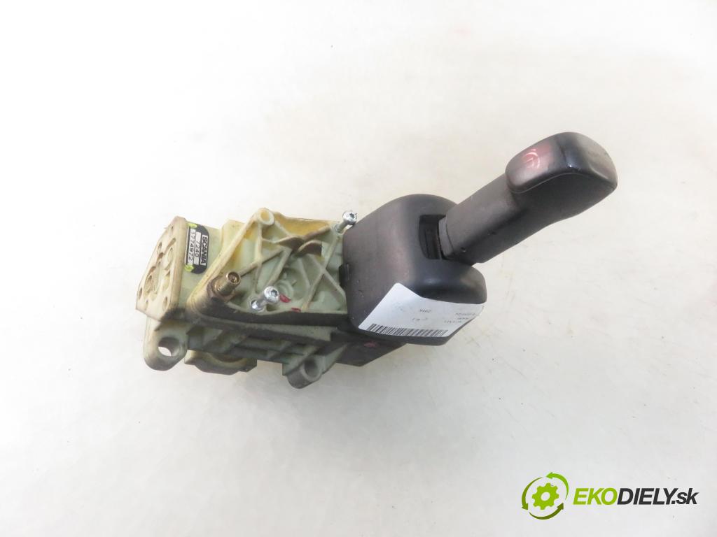 SCANIA R I CIĄGNIK SIODŁOWY 2016 331,00 R450 R6 - DC 13.147 euro6 12742,00 PÁKA: brzdy MANUÁLNY: 1774972 ; 9617241000