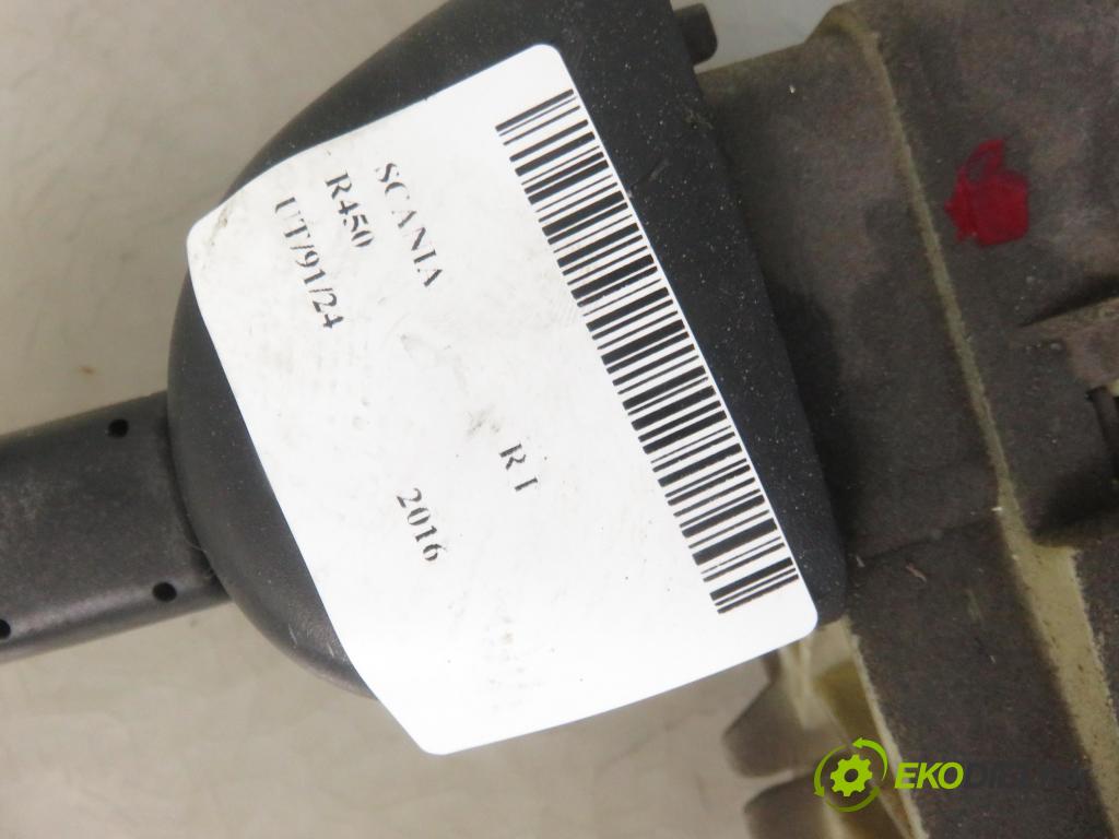 SCANIA R I CIĄGNIK SIODŁOWY 2016 331,00 R450 R6 - DC 13.147 euro6 12742,00 PÁKA: brzdy MANUÁLNY: 1774972 ; 9617241000