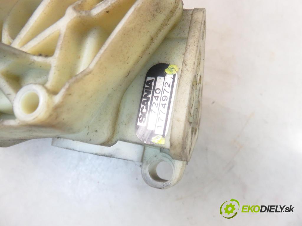 SCANIA R I CIĄGNIK SIODŁOWY 2016 331,00 R450 R6 - DC 13.147 euro6 12742,00 PÁKA: brzdy MANUÁLNY: 1774972 ; 9617241000