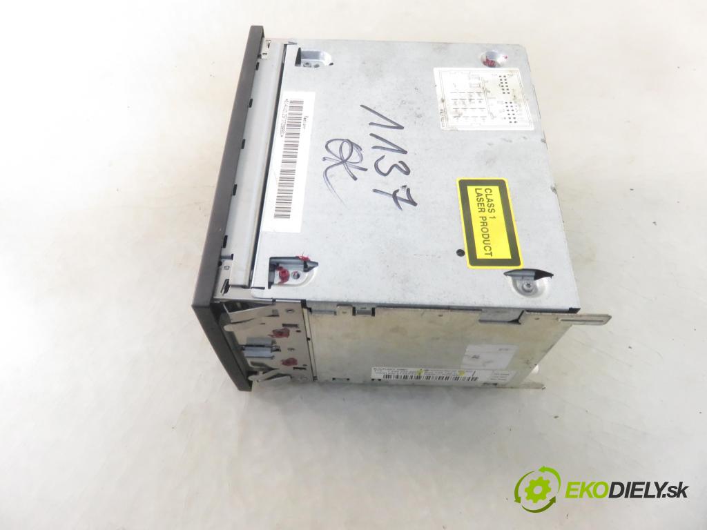 VW POLO (9N_) HB 2007 40,00 1.2 - BMD 1198,00 RADIO CD 6Q0035152C