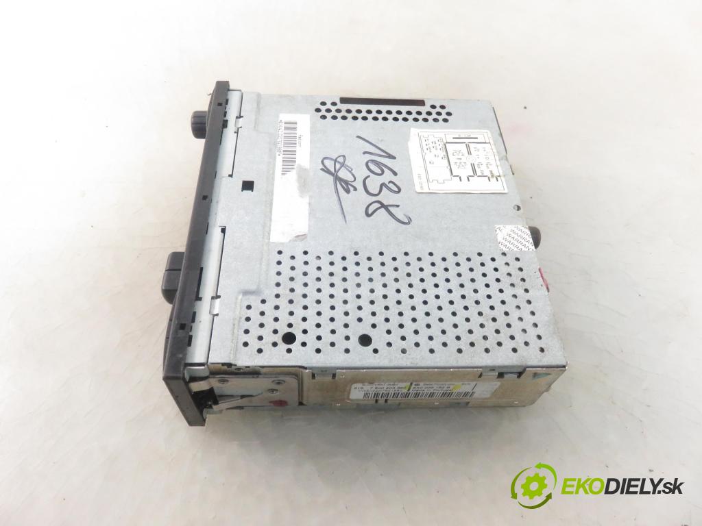 VW POLO (9N_) HB 2006 47,00 1.2 12V 64 - AZQ 1198,00 RADIO Modul 6X0035152B