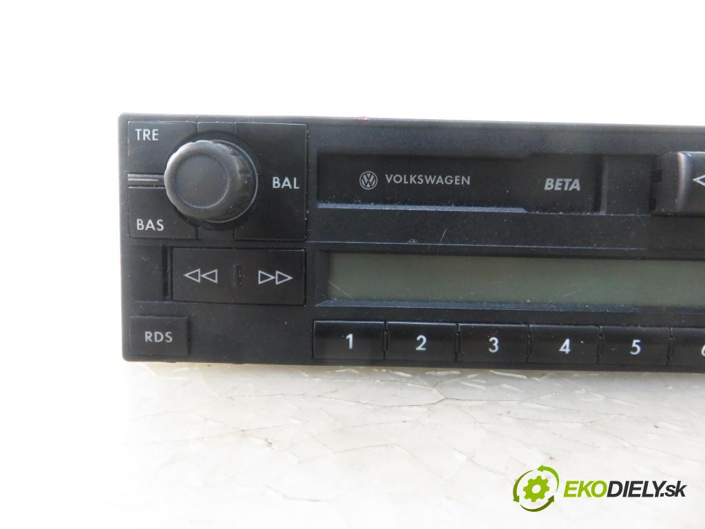 VW POLO (9N_) HB 2006 47,00 1.2 12V 64 - AZQ 1198,00 RADIO Modul 6X0035152B