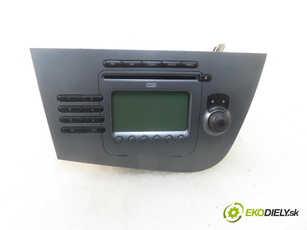 SEAT LEON (1P1) HB 2008 63,00 1.4 16V - BXW 1390,00 RADIO CD 1P1035186B