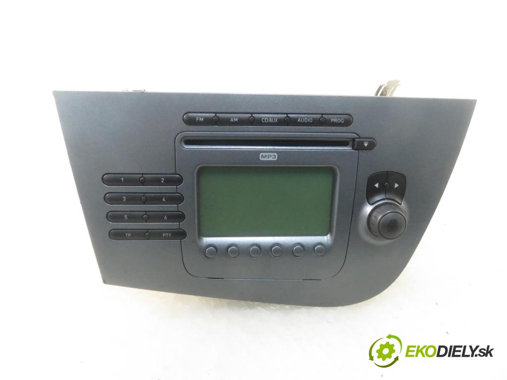 SEAT LEON (1P1) HB 2008 63,00 1.4 16V - BXW 1390,00 RADIO CD 1P1035186B