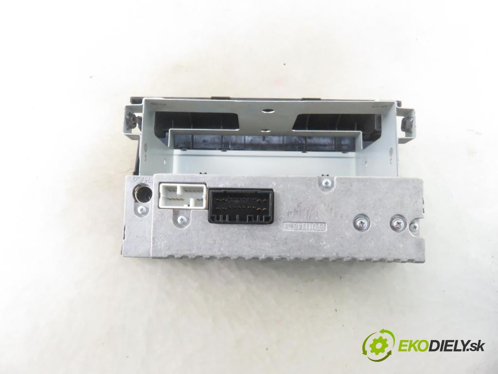 SUZUKI SWIFT III (MZ, EZ) HB 2006 68,00 1.3 92 - M13A 1328,00 RADIO CD 391012J3