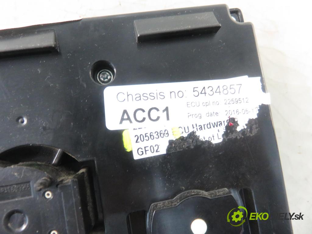 SCANIA R I CIĄGNIK SIODŁOWY 2016 331,00 R450 R6 - DC 13.147 euro6 12742,00 Panel kúrenia KLIMATRONIK 2056369