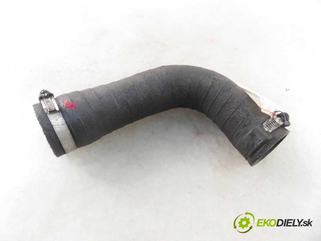 RENAULT SCENIC I (JA0/1_) MINIVAN 1999 75,00 1.9 dCi 102 - F9Q 732 1870,00 Rúra intercoolera turba 8200065740