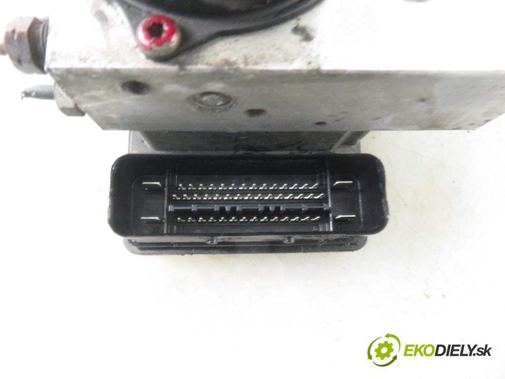 VOLVO S60 I (384) SEDAN 2002 120,00 2.4 D5 - D 5244 T 2401,00 Pumpa ABS 8671224 ; 10092504033 ; P08671223 (Pumpy ABS)