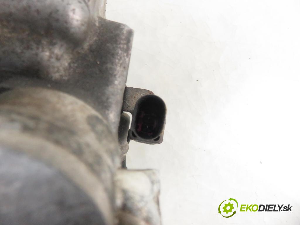 SEAT IBIZA III (6L1) HB 2005 55,00 1.4 16V - BKY 1390,00 KOMPRESOR: klimatizace 6Q0820803R ; 8741F (Kompresory)
