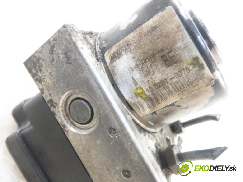 FORD TRANSIT CONNECT (P65_, P70_, P80_) FURGON 2009 66,00 1.8 TDCi - R3PA 1753,00 Pumpa ABS 10097001263 ; 10020700784 (Pumpy ABS)