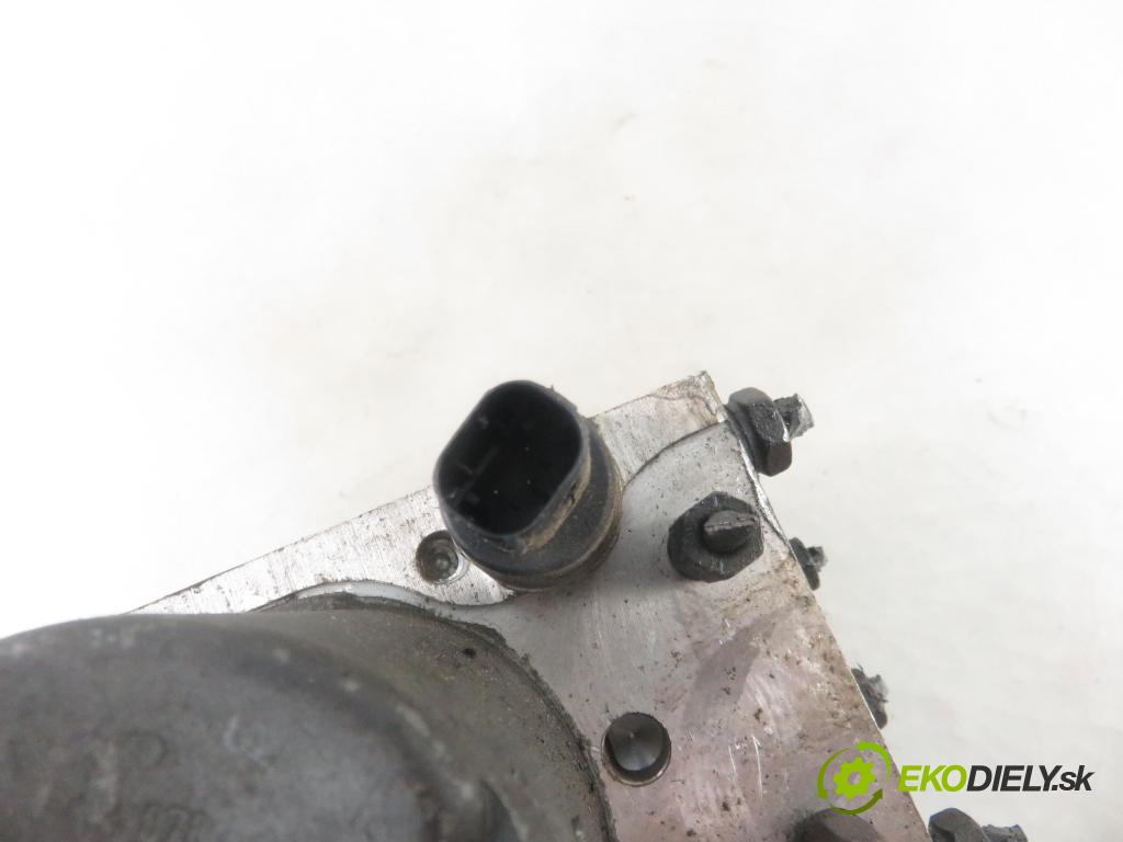 TOYOTA AVENSIS Kombi (_T25_) KOMBI 2004 85,00 2.0 D-4D 116 - 1CD-FTV 1995,00 Pumpa ABS 0265950147 ; 8954105073 (Pumpy ABS)