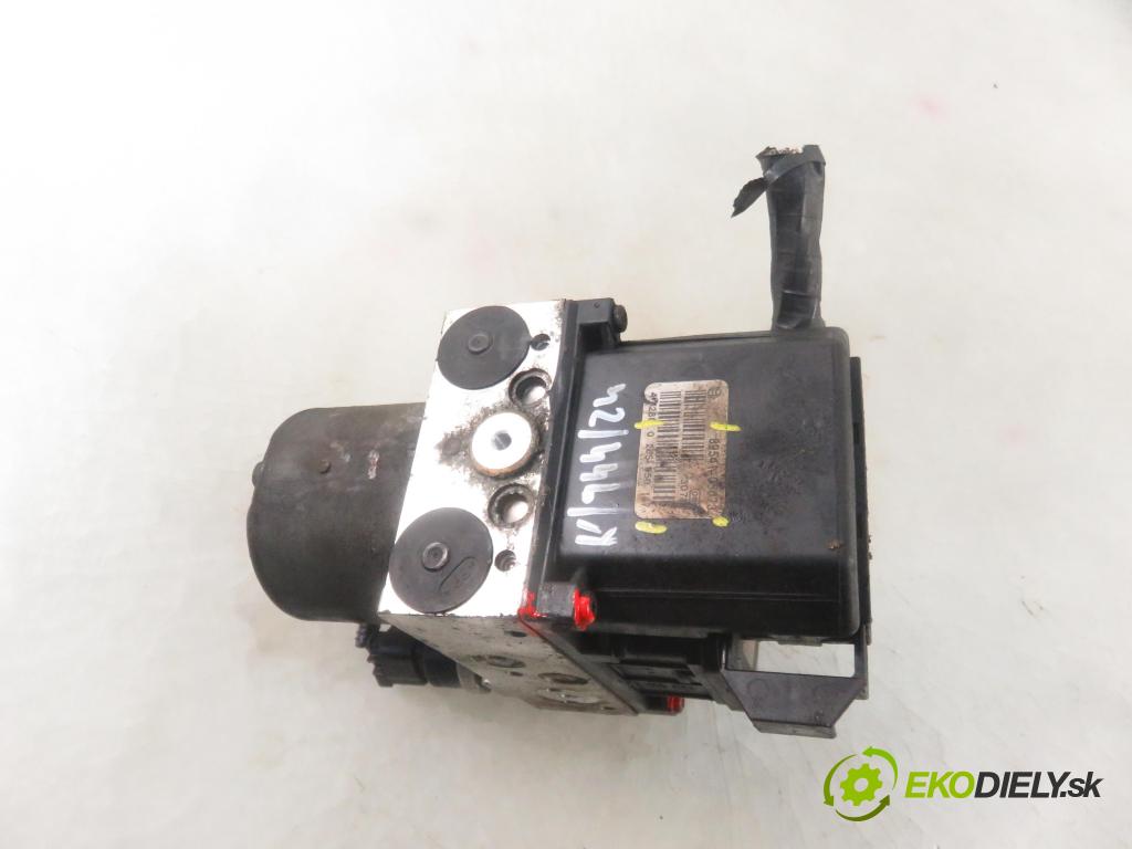 TOYOTA AVENSIS Kombi (_T25_) KOMBI 2004 85,00 2.0 D-4D 116 - 1CD-FTV 1995,00 Pumpa ABS 0265950147 ; 8954105073 (Pumpy ABS)