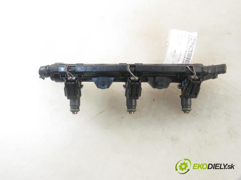 VW POLO (9N_) HB 2006 47,00 1.2 12V 64 - AZQ 1198,00 Lišta vstrekovacia 03E906031A ; 03E133320A (Vstrekovacie lišty)