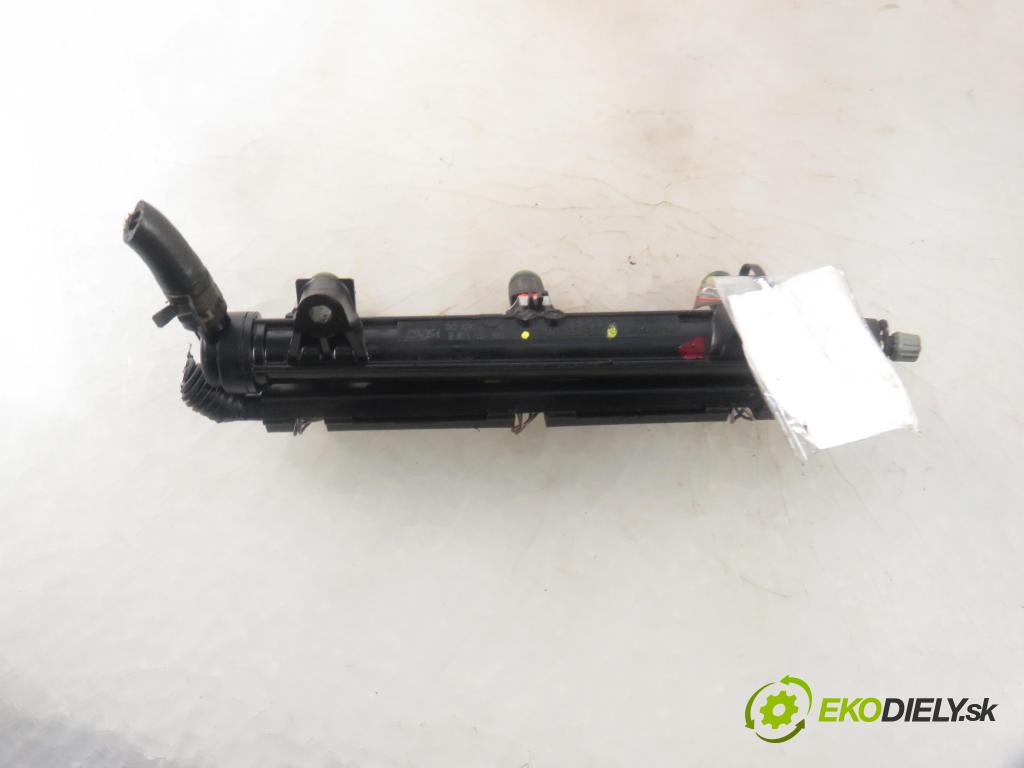 VW POLO (9N_) HB 2006 47,00 1.2 12V 64 - AZQ 1198,00 Lišta vstrekovacia 03E906031A ; 03E133320A (Vstrekovacie lišty)