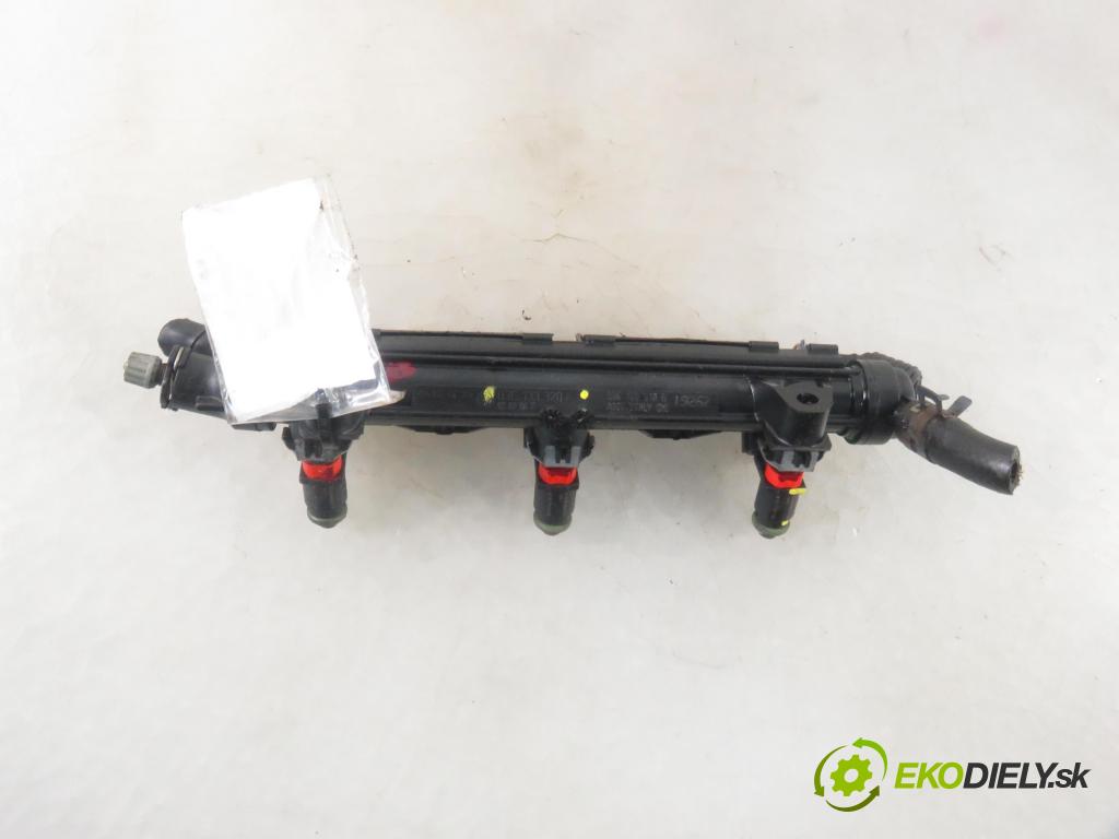 VW POLO (9N_) HB 2006 47,00 1.2 12V 64 - AZQ 1198,00 Lišta vstrekovacia 03E906031A ; 03E133320A (Vstrekovacie lišty)