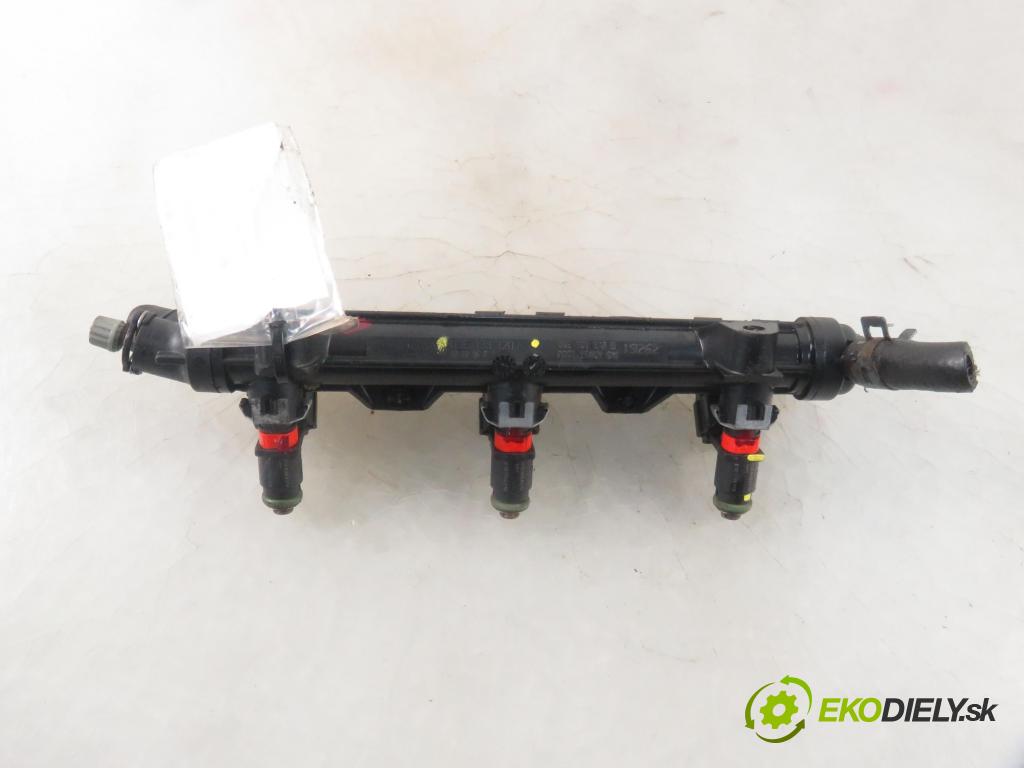 VW POLO (9N_) HB 2006 47,00 1.2 12V 64 - AZQ 1198,00 Lišta vstrekovacia 03E906031A ; 03E133320A (Vstrekovacie lišty)