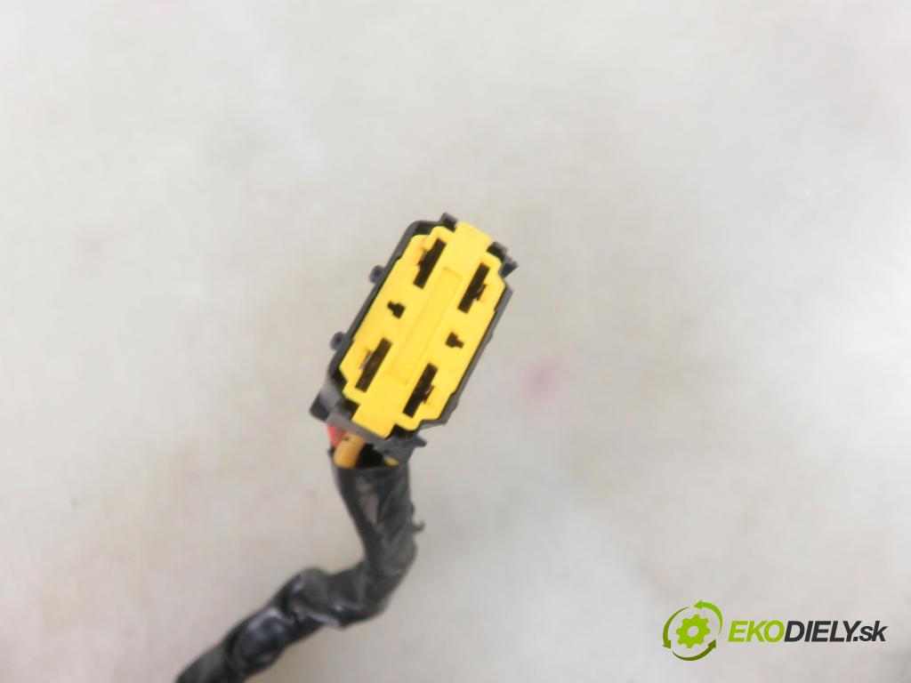 RENAULT CLIO II (BB_, CB_) HB 2004 42,00 1.5 dCi 1461,00 spinačka  (Spínacie skrinky a kľúče)