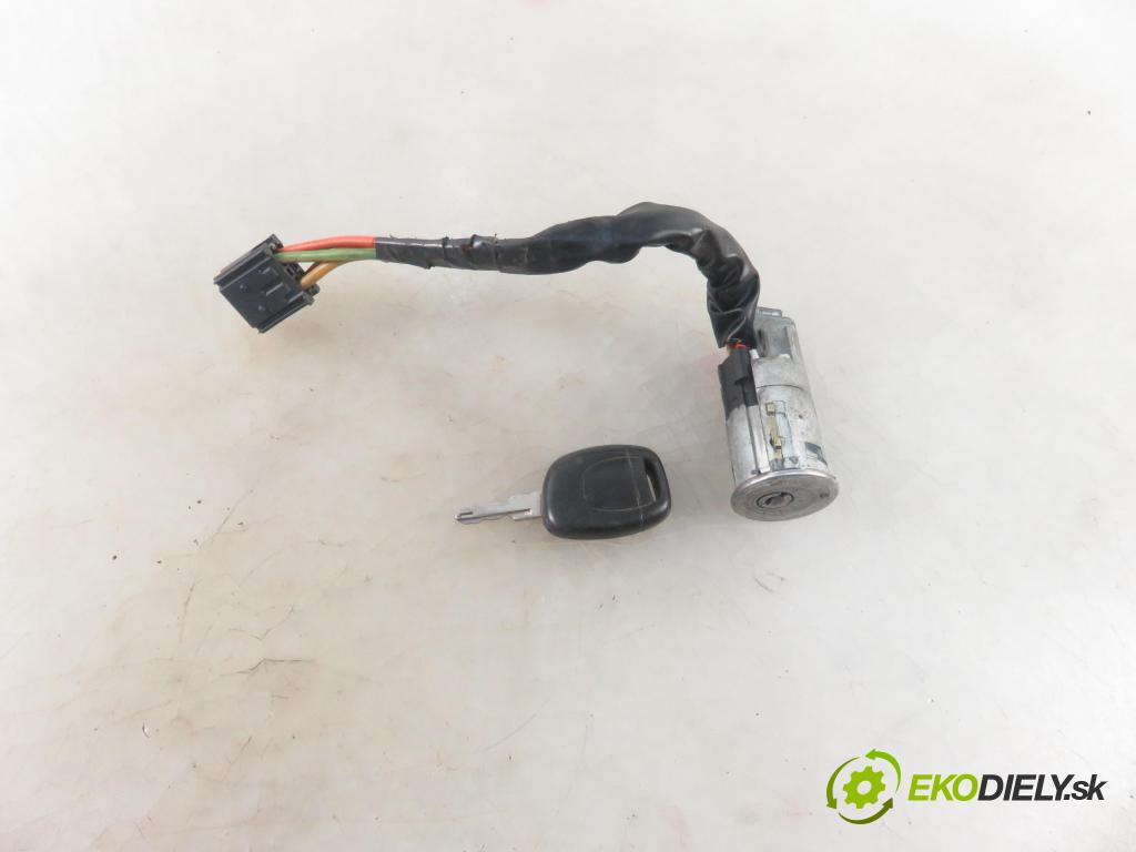 RENAULT CLIO II (BB_, CB_) HB 2004 42,00 1.5 dCi 1461,00 spinačka  (Spínacie skrinky a kľúče)