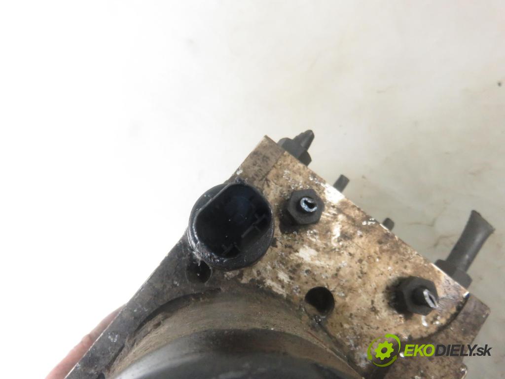 FORD MONDEO III Turnier (BWY) KOMBI 2005 114,00 2.2 TDCi 155 - QJBB 2198,00 Pumpa ABS 0265950155 ; 4S712C405AA (Pumpy ABS)